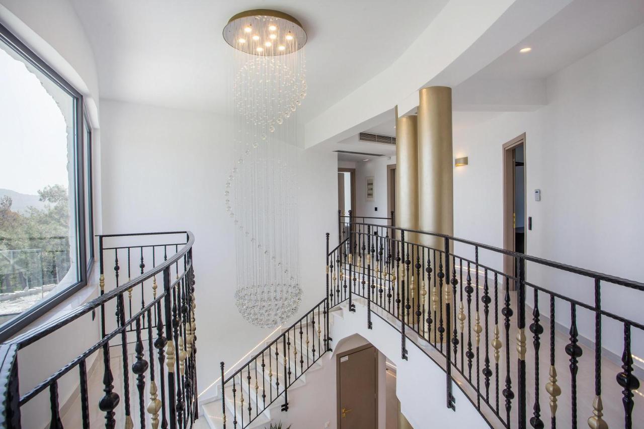 Villa Indira Kalithies Buitenkant foto