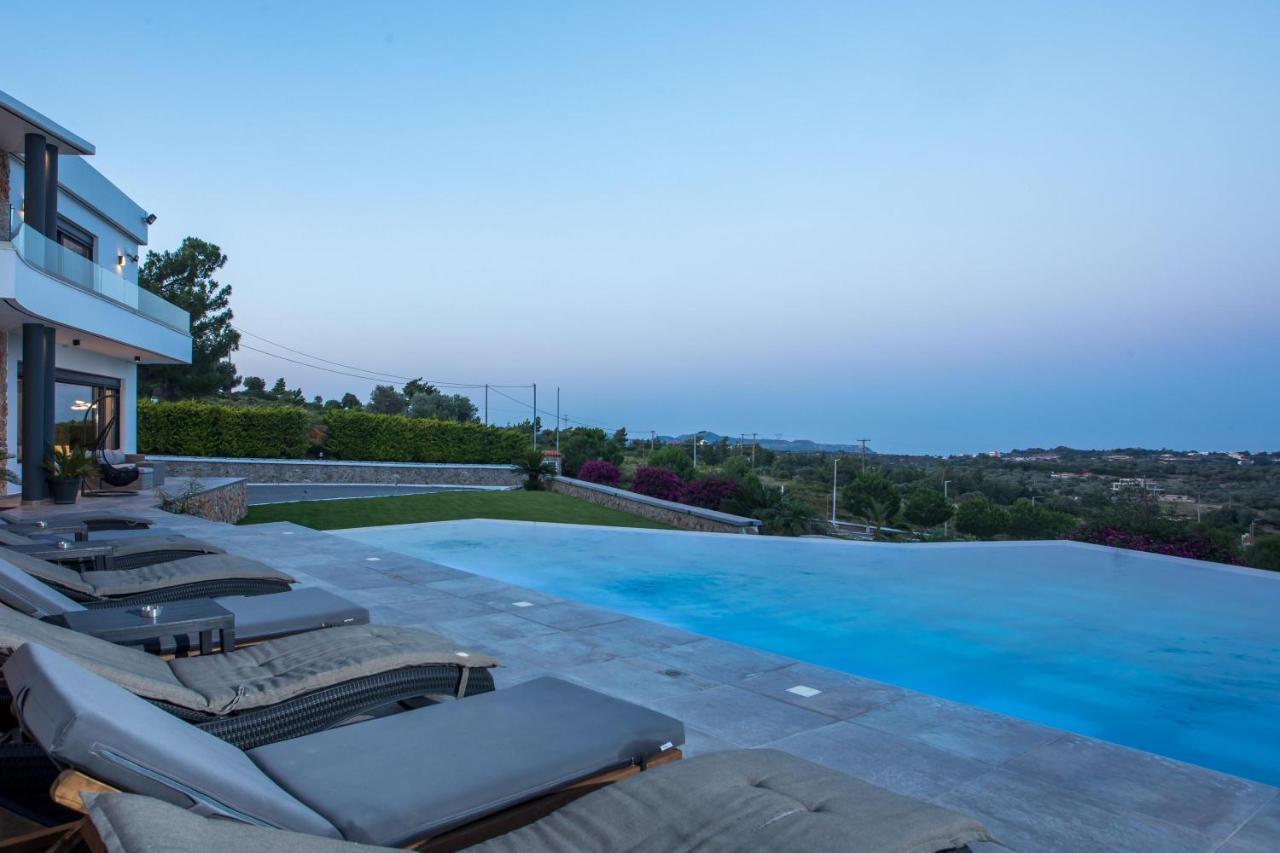 Villa Indira Kalithies Buitenkant foto